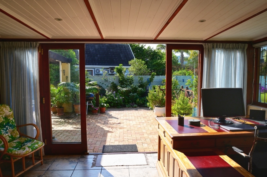 3 Bedroom Property for Sale in Sedgefield Island Village Western Cape